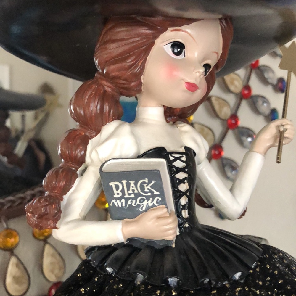 NEW Whimsical Witch Figurine w/Black Magic Book, Black Cat & Star Wand - Picture 3 of 11